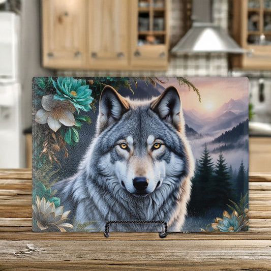 CWWC-Wolf Cutting Board
