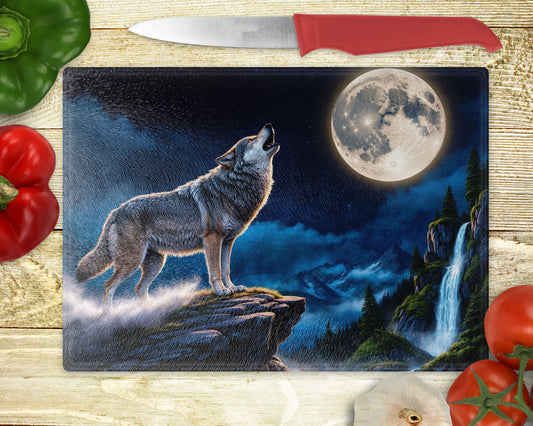 CWWC-Wolf Cutting Board
